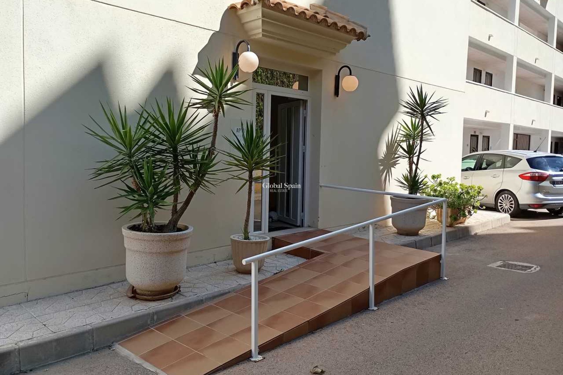 Venta - APARTAMENTO -
VILLAMARTÍN - Costa Blanca