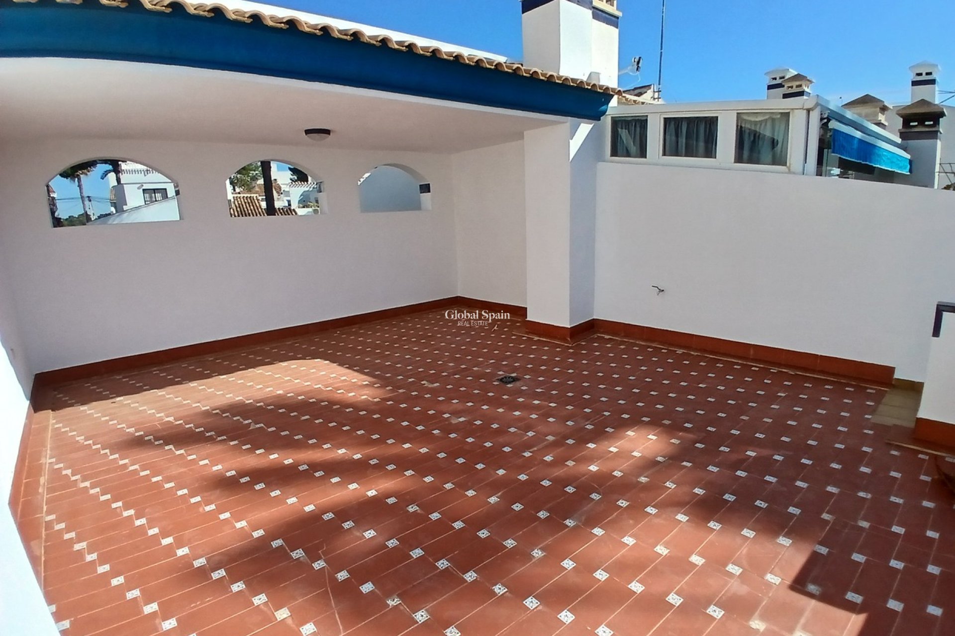 Venta - APARTAMENTO -
VILLAMARTÍN - Costa Blanca