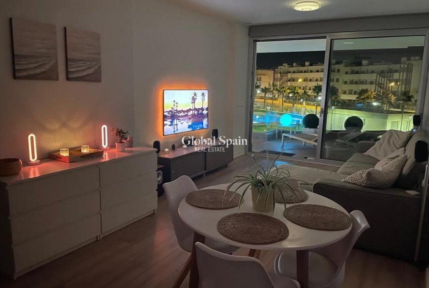 Venta - APARTAMENTO -
VILLAMARTÍN - Costa Blanca