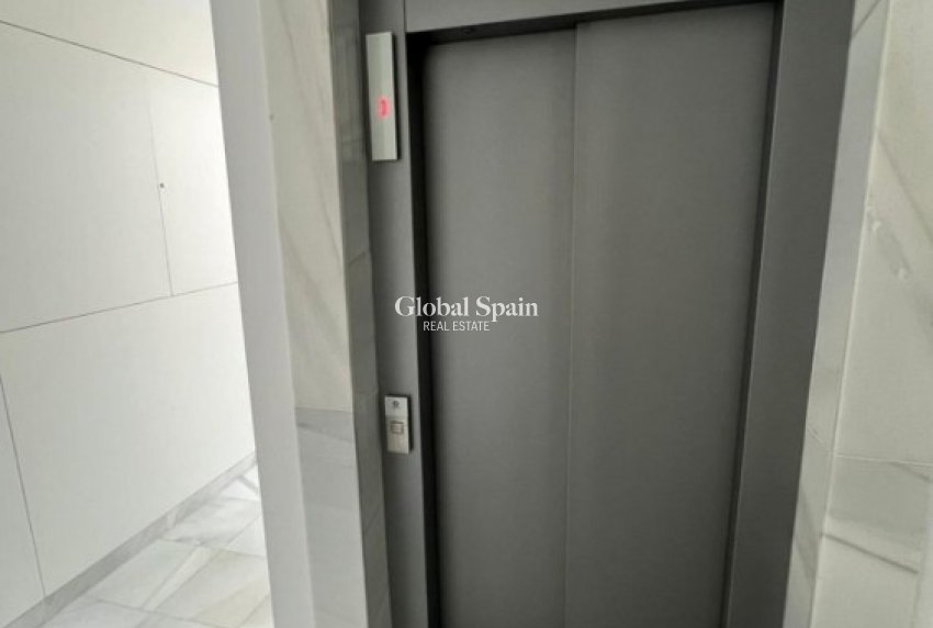 Venta - APARTAMENTO -
VILLAMARTÍN - Costa Blanca
