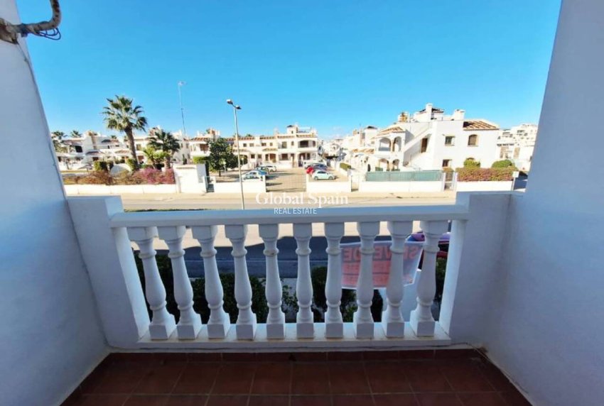 Venta - APARTAMENTO -
VILLAMARTÍN - Costa Blanca