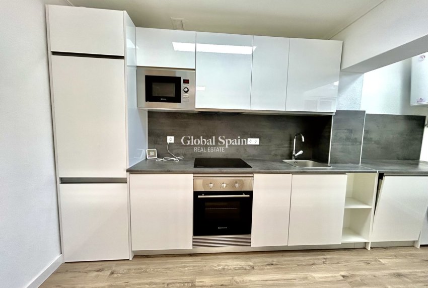 Venta - APARTAMENTO -
VILLAMARTÍN - Costa Blanca
