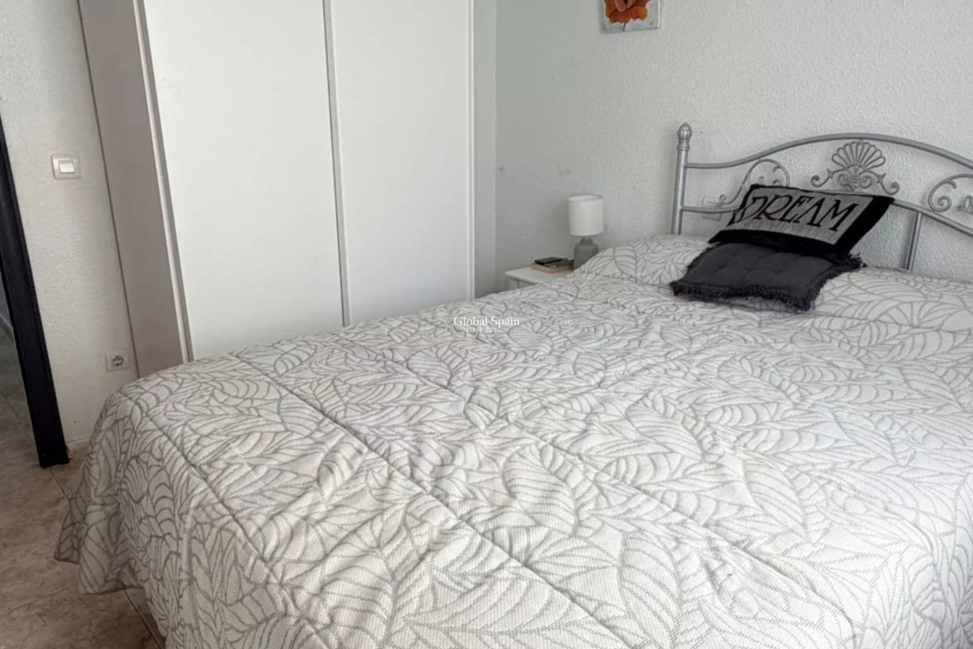 Venta - APARTAMENTO -
VILLAMARTÍN - Costa Blanca