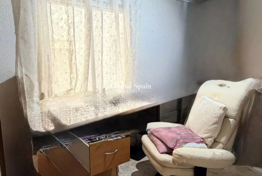 Venta - APARTAMENTO -
VILLAMARTÍN - Costa Blanca