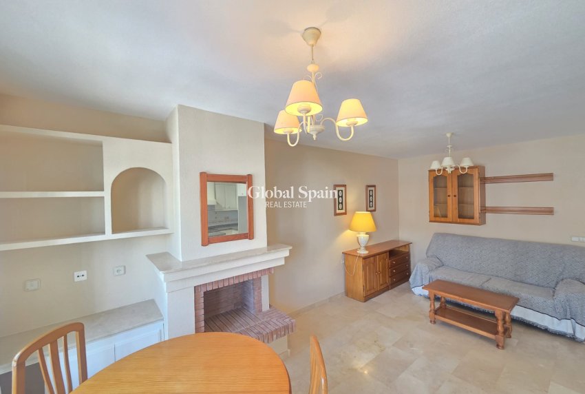 Venta - APARTAMENTO -
VILLAMARTÍN - Costa Blanca