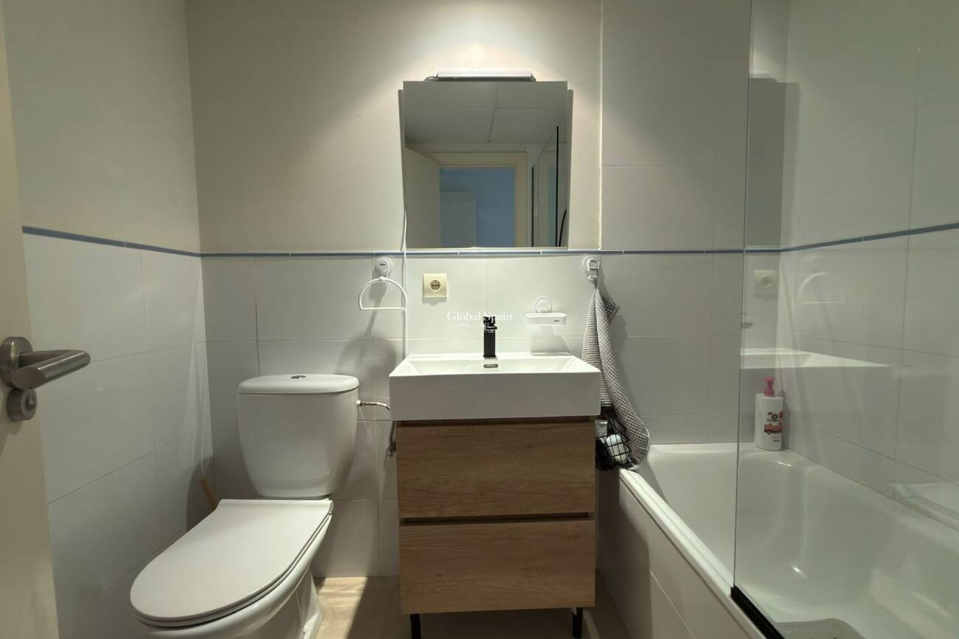 Venta - APARTAMENTO -
VILLAMARTÍN - Costa Blanca