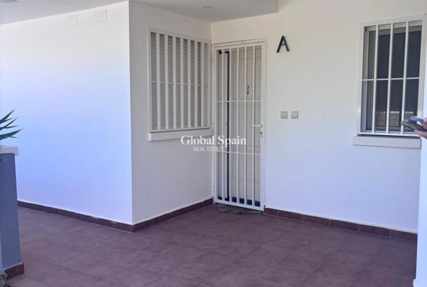 Venta - APARTAMENTO -
VILLAMARTÍN - Costa Blanca