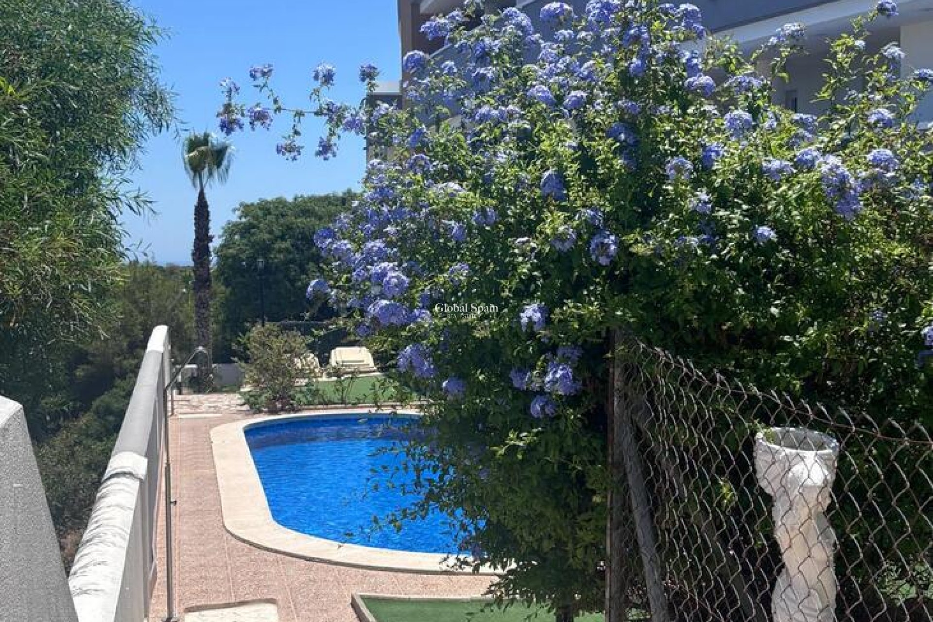 Venta - APARTAMENTO -
VILLAMARTÍN - Costa Blanca