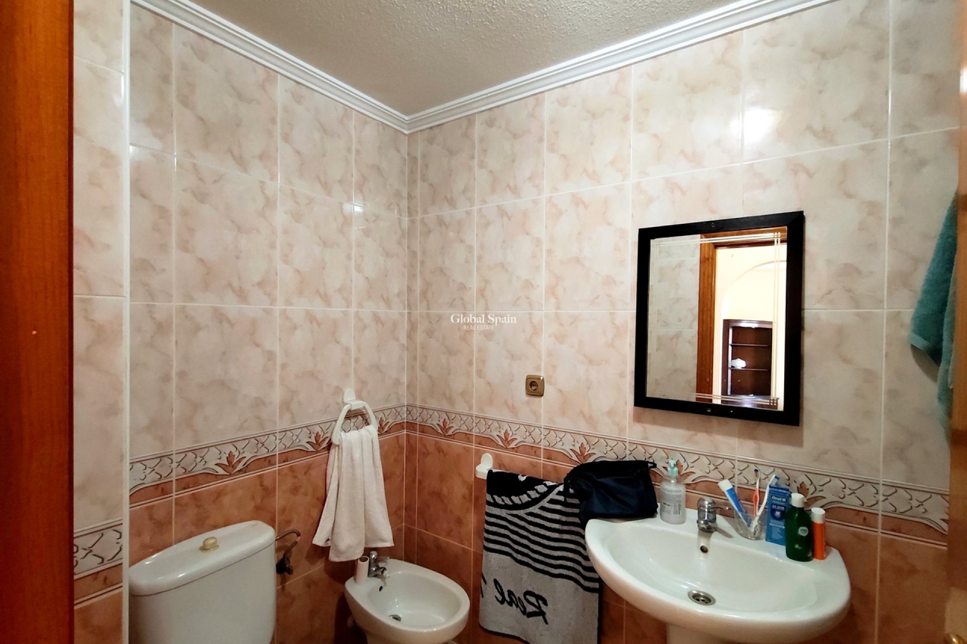 Venta - APARTAMENTO -
VILLAMARTÍN - Costa Blanca