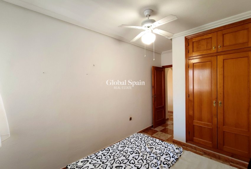 Venta - APARTAMENTO -
VILLAMARTÍN - Costa Blanca
