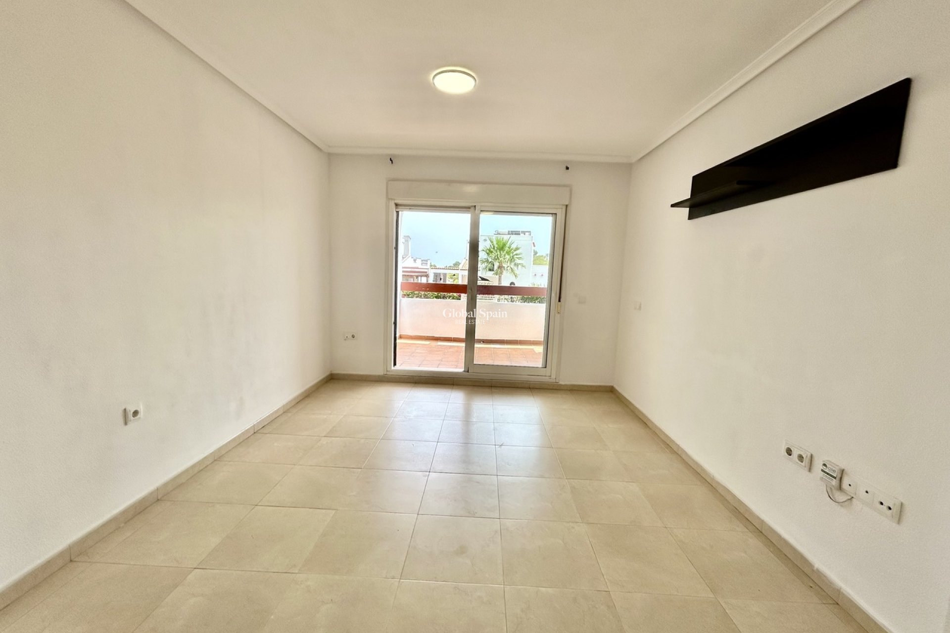 Venta - APARTAMENTO -
VILLAMARTÍN - Costa Blanca