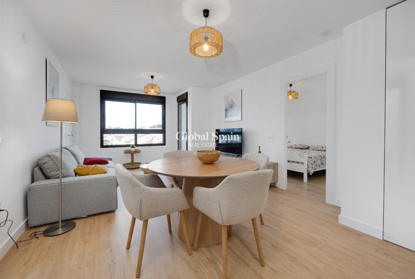 Venta - APARTAMENTO -
VILLAMARTÍN - Costa Blanca