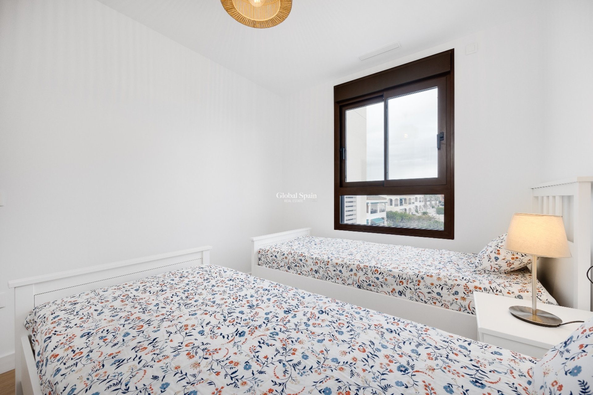 Venta - APARTAMENTO -
VILLAMARTÍN - Costa Blanca