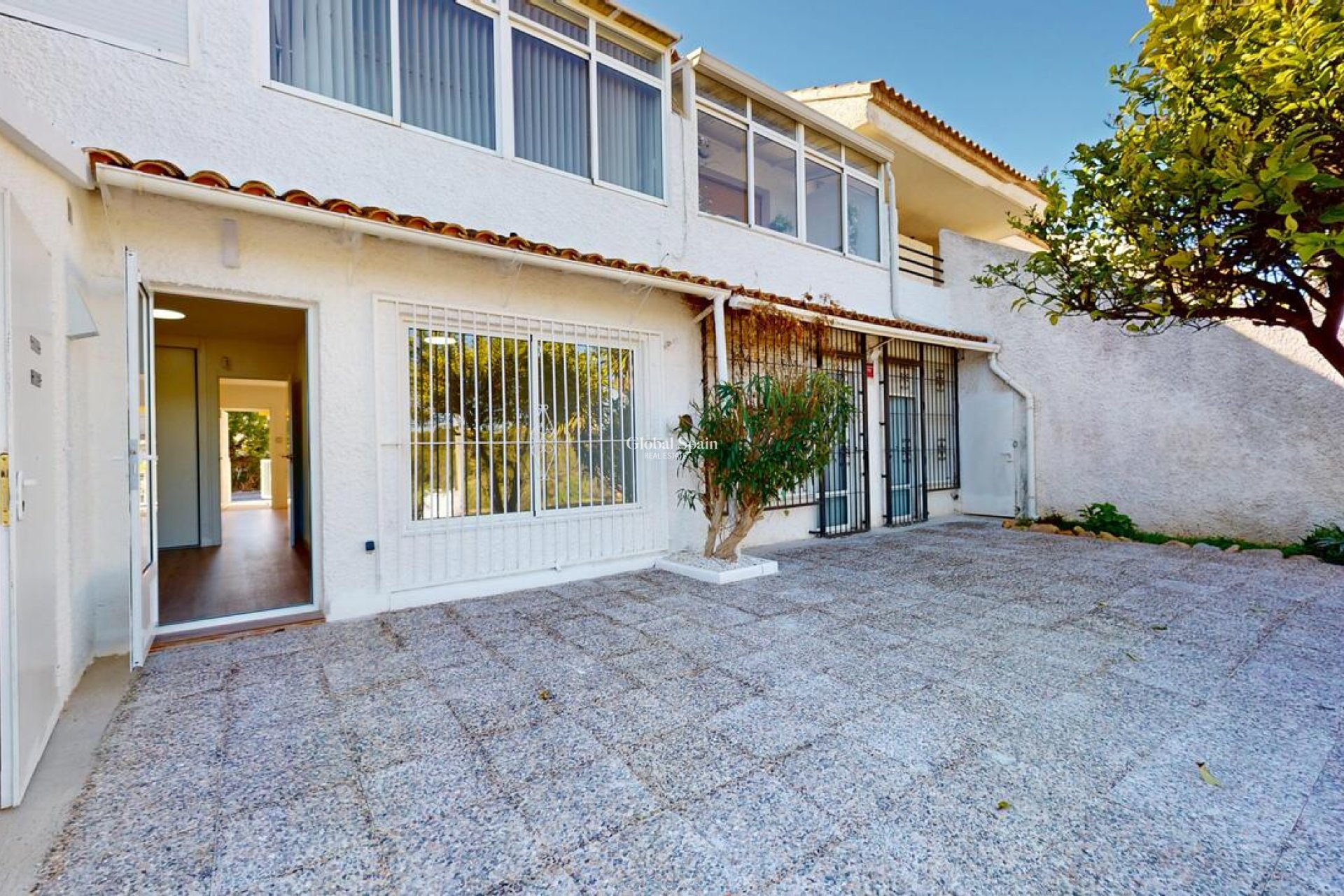 Venta - APARTAMENTO -
VILLAMARTÍN - Costa Blanca