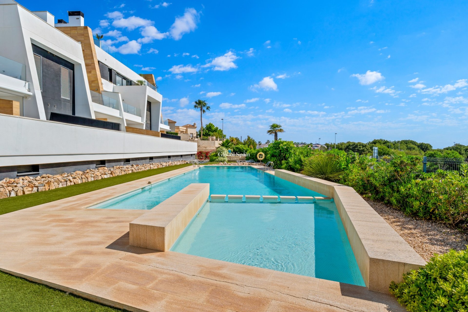 Venta - APARTAMENTO -
VILLAMARTÍN - Costa Blanca