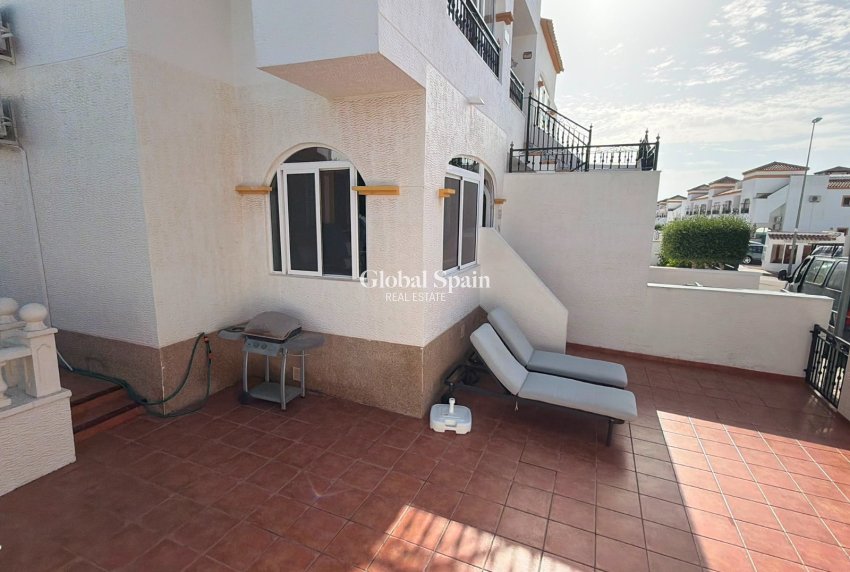 Venta - APARTAMENTO -
VISTABELLA GOLF  - Entre Naranjos - Vistabella Golf