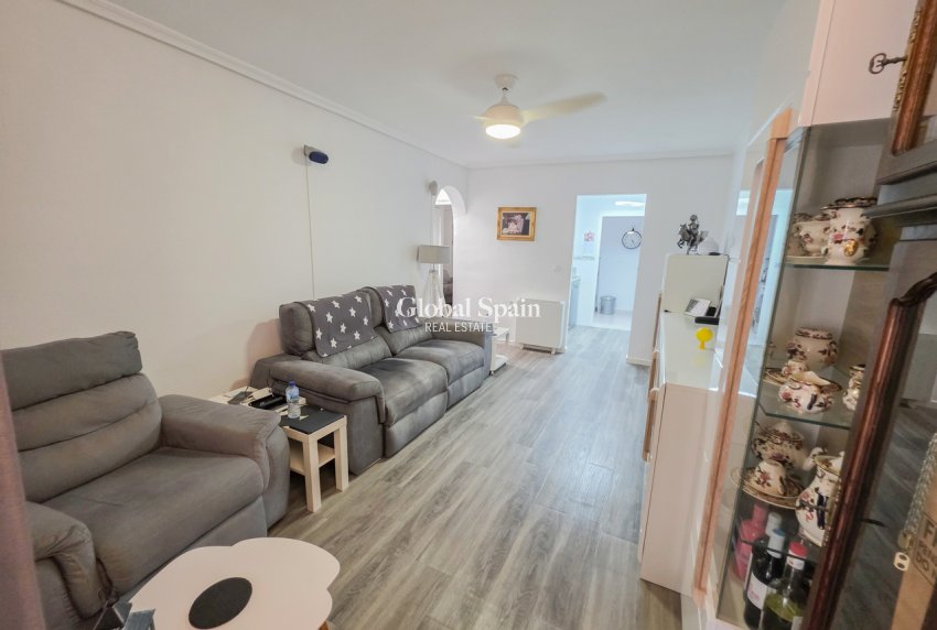 Venta - APARTAMENTO -
VISTABELLA GOLF  - Inland