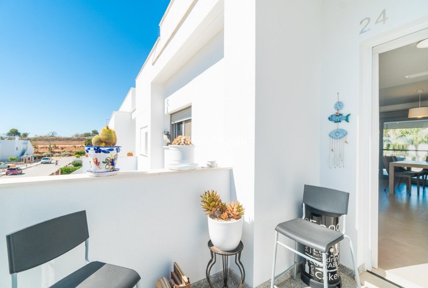 Venta - APARTAMENTO -
VISTABELLA GOLF  - Inland