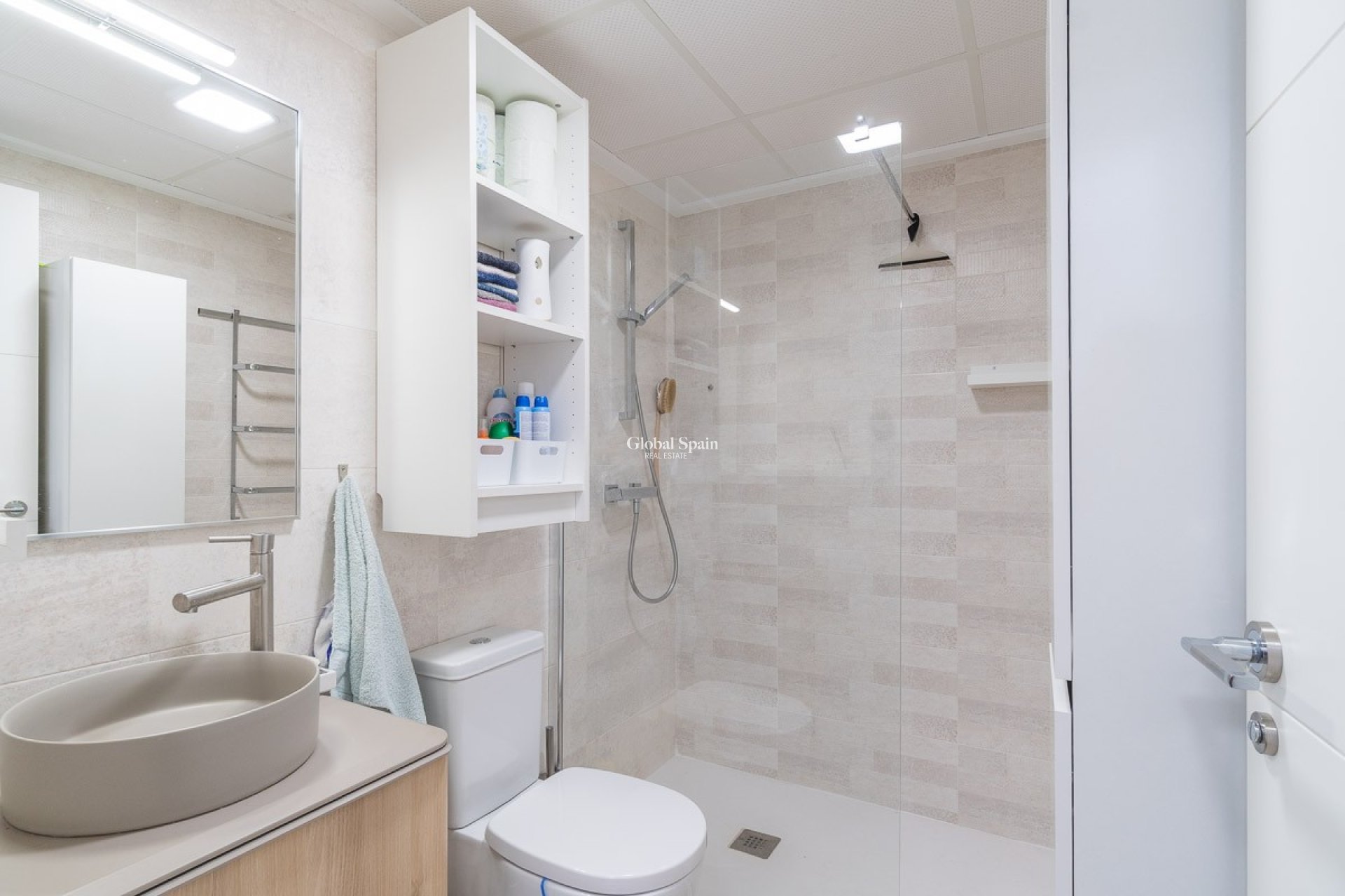 Venta - APARTAMENTO -
VISTABELLA GOLF  - Inland
