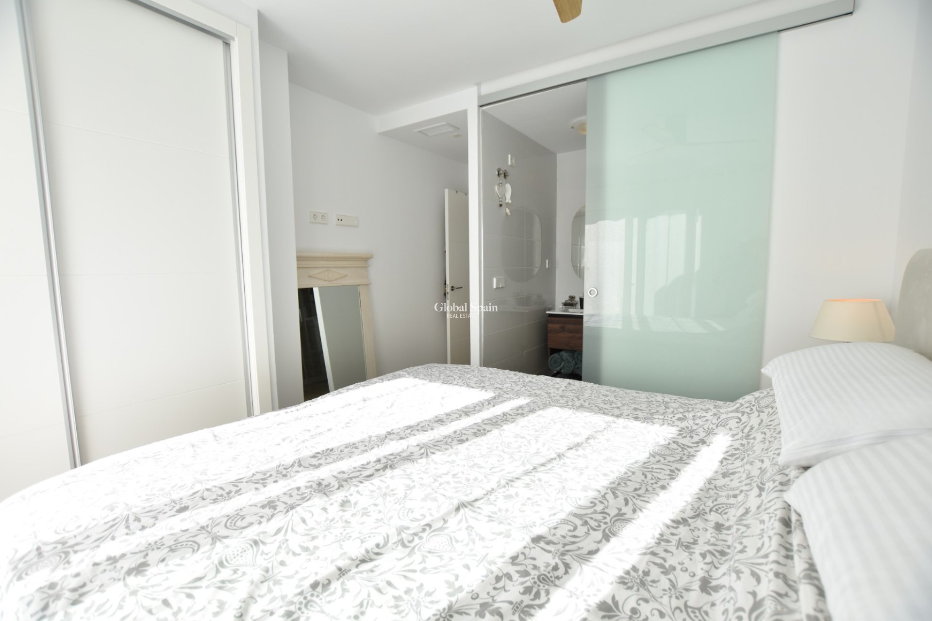 Venta - APARTAMENTO -
VISTABELLA GOLF  - Inland