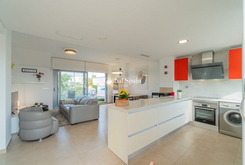 Venta - APARTAMENTO -
VISTABELLA GOLF  - Inland