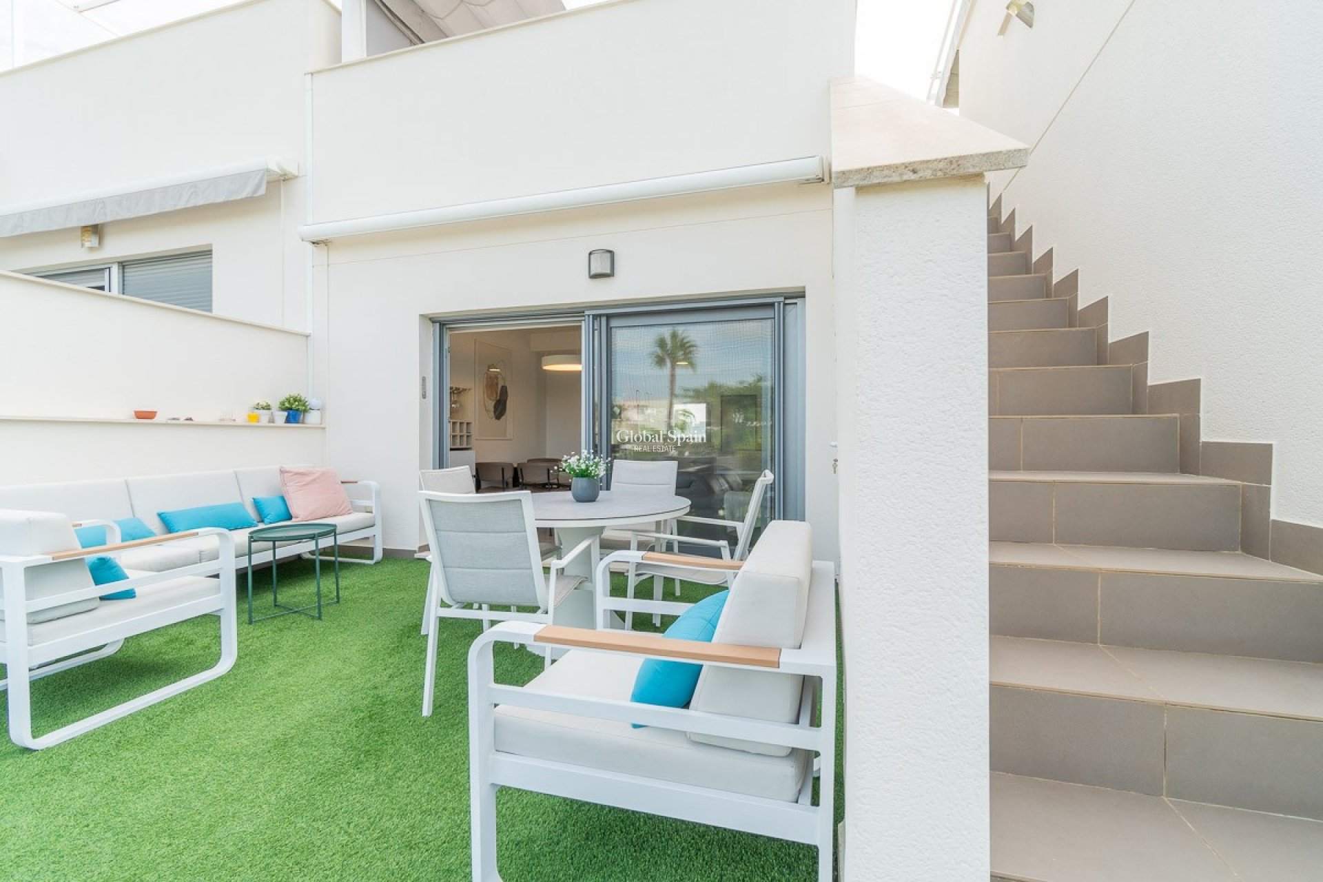 Venta - APARTAMENTO -
VISTABELLA GOLF  - Inland