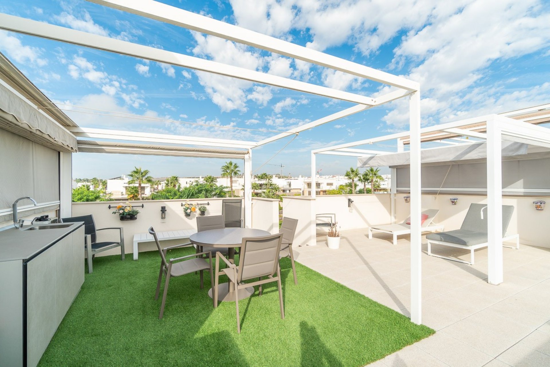 Venta - APARTAMENTO -
VISTABELLA GOLF  - Inland