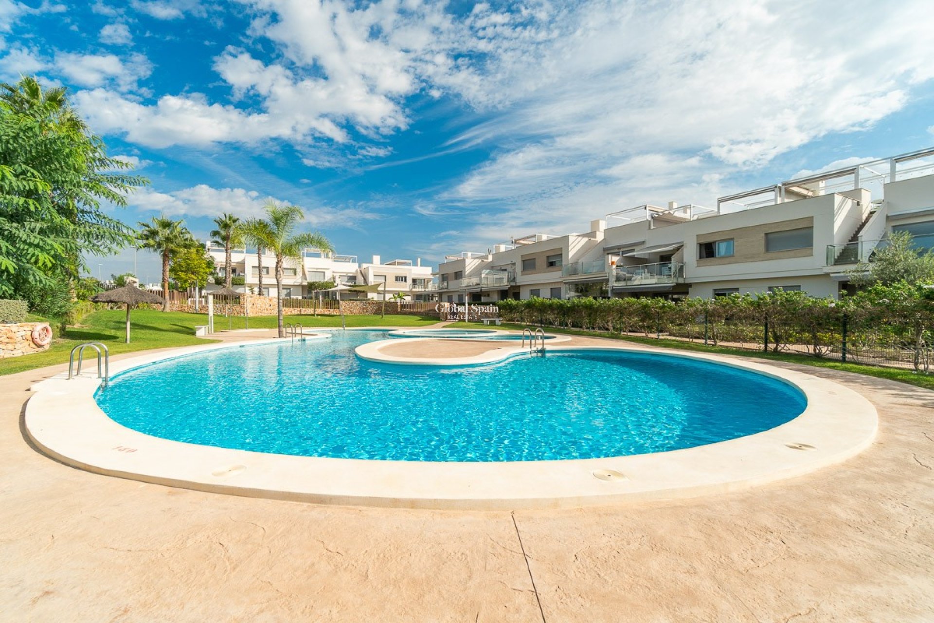 Venta - APARTAMENTO -
VISTABELLA GOLF  - Inland