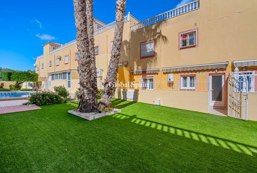 Venta - Apartamentos -
SAN MIGUEL DE SALINAS - Orihuela Costa