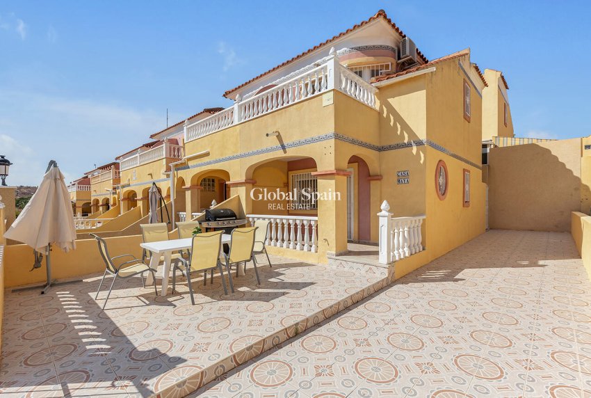 Venta - Ático adosado -
ORIHUELA COSTA - Costa Blanca