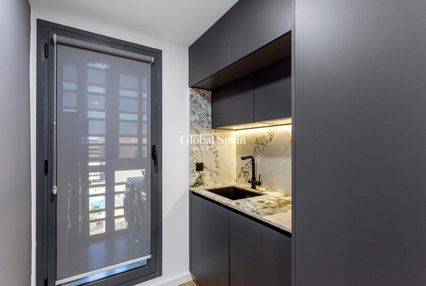 Venta - ÁTICO -
ALICANTE - Pau 5