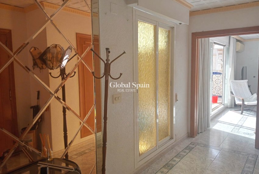 Venta - ÁTICO -
BENIDORM - Centro