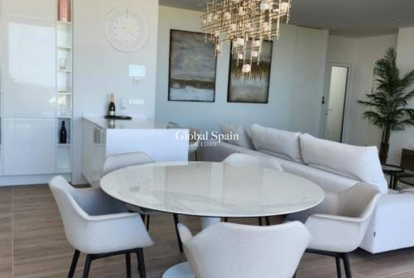 Venta - ÁTICO -
CAMPOAMOR - Costa Blanca