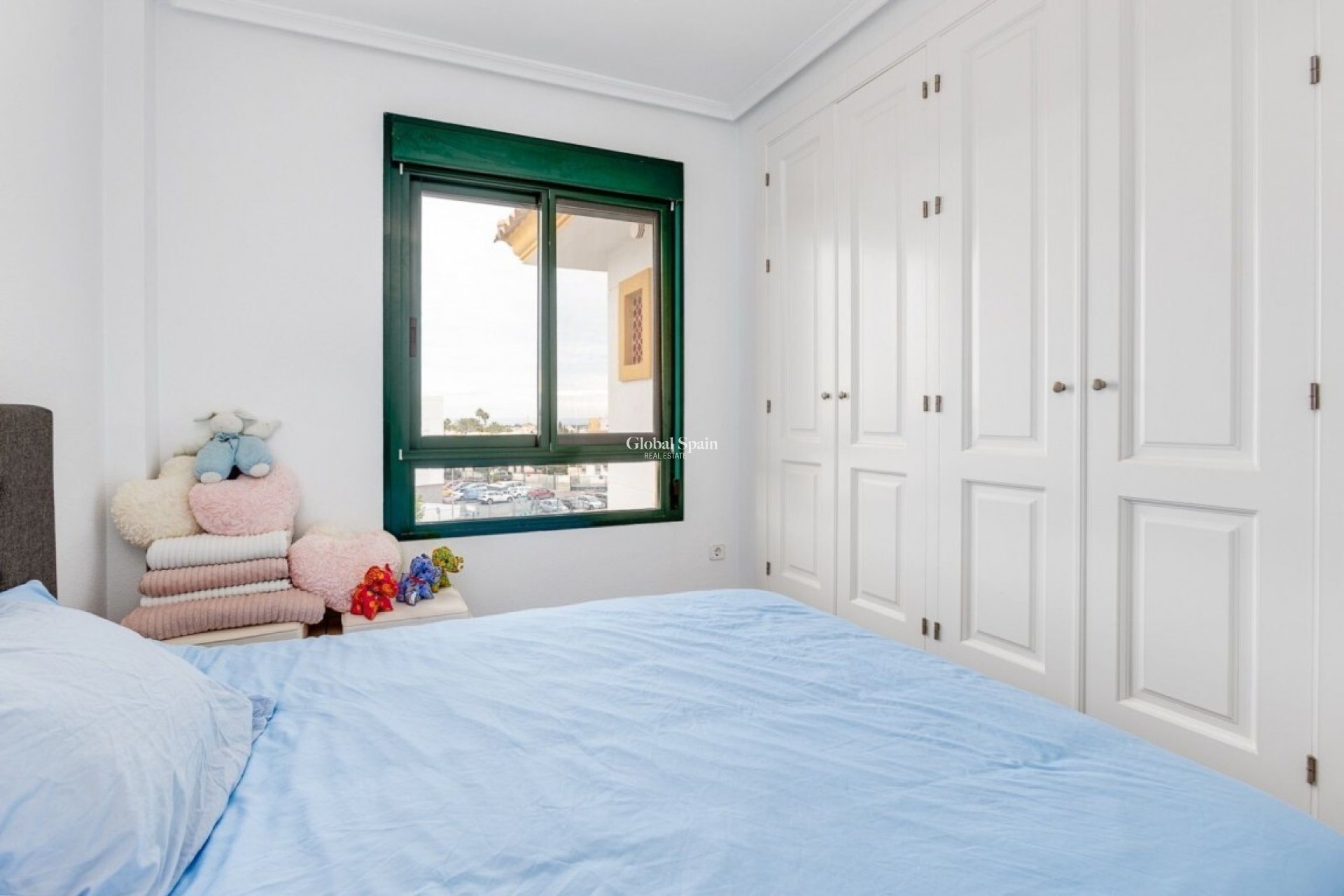 Venta - ÁTICO -
CAMPOAMOR - Inland