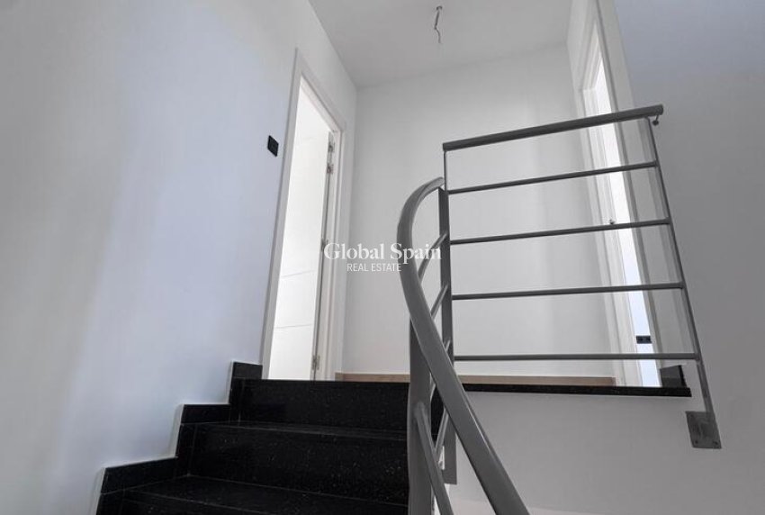 Venta - Ático de la villa -
TORREVIEJA - Aguas Nuevas