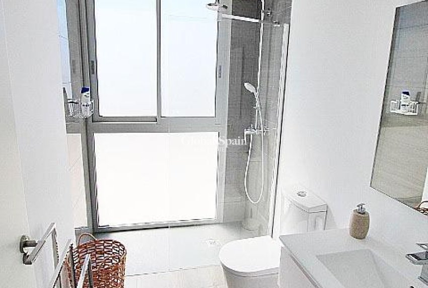 Venta - ÁTICO -
GUARDAMAR DEL SEGURA - Guardamar Playa