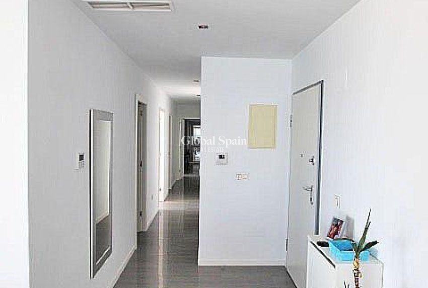 Venta - ÁTICO -
GUARDAMAR DEL SEGURA - Guardamar Playa