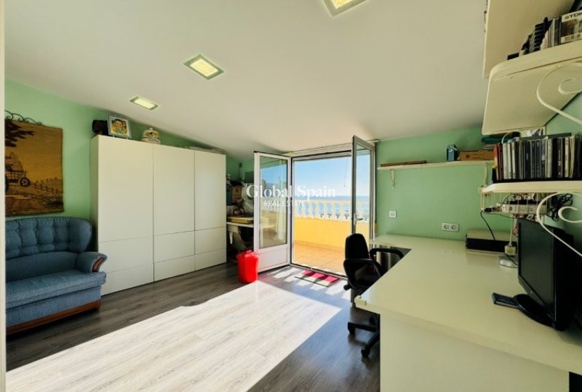Venta - ÁTICO -
LA MATA - Costa Blanca