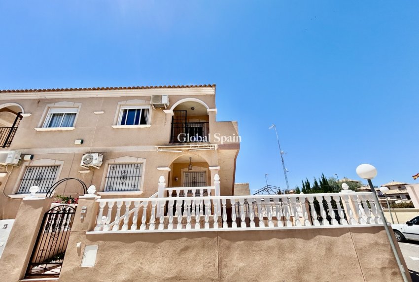 Venta - ÁTICO -
LA ZENIA - Costa Blanca