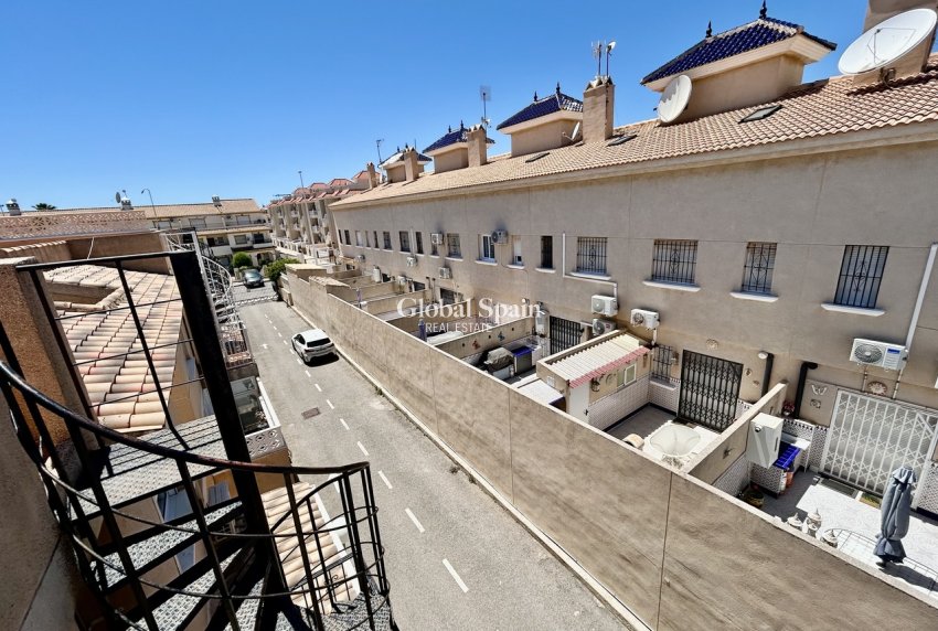 Venta - ÁTICO -
LA ZENIA - Costa Blanca