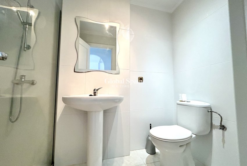 Venta - ÁTICO -
LA ZENIA - Costa Blanca