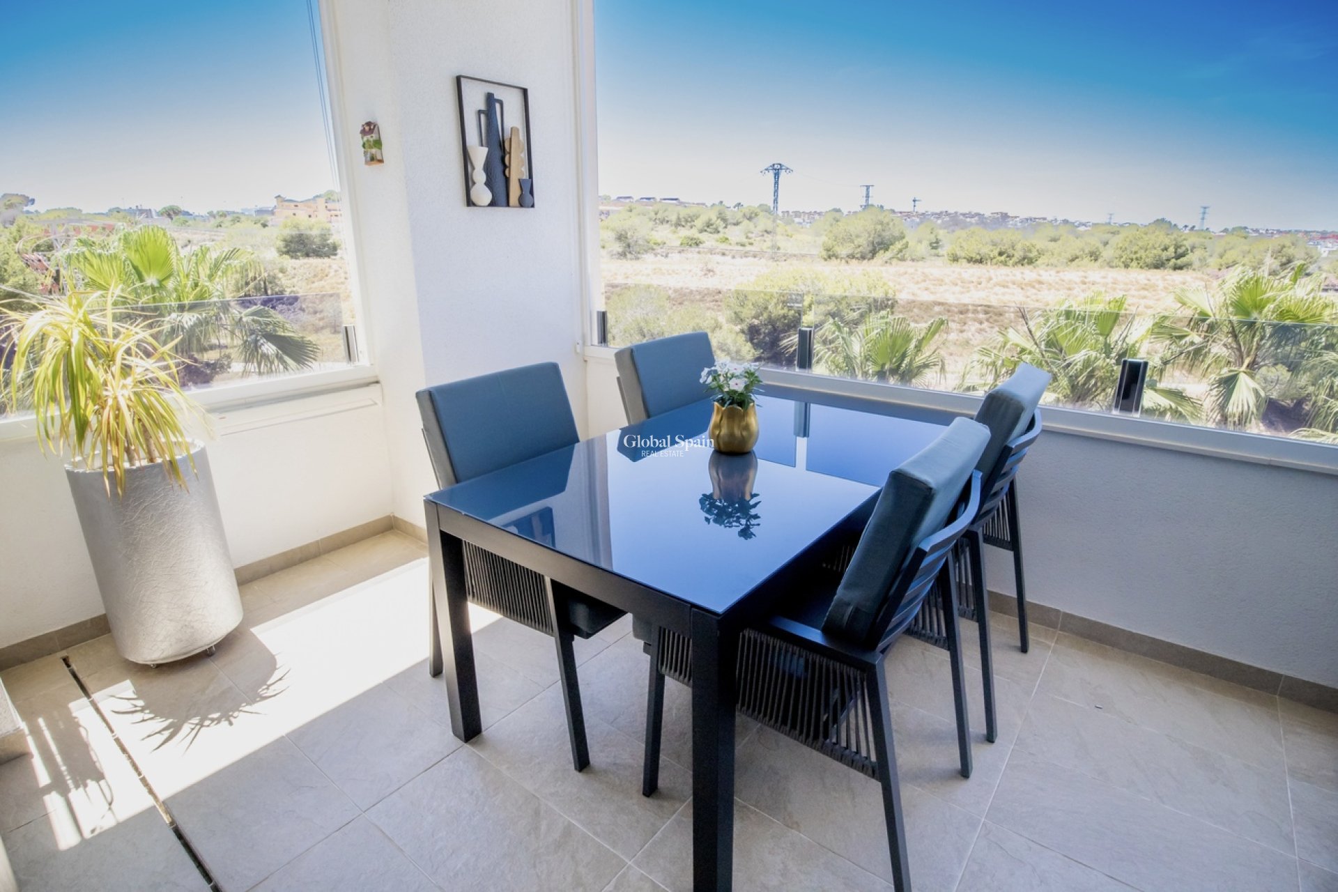 Venta - ÁTICO -
LOS BALCONES - LOS ALTOS - AMANECER