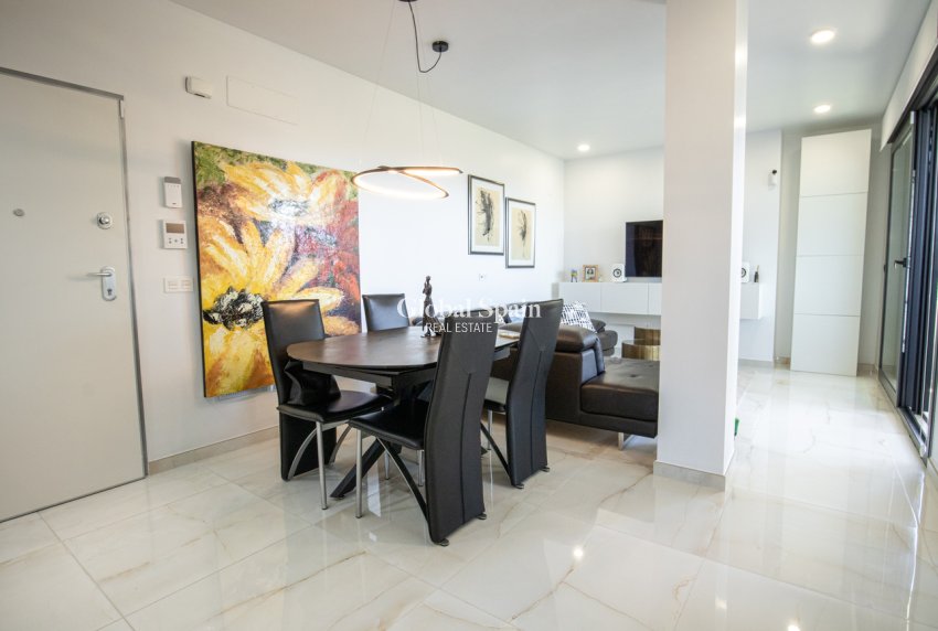 Venta - ÁTICO -
LOS BALCONES - LOS ALTOS - AMANECER