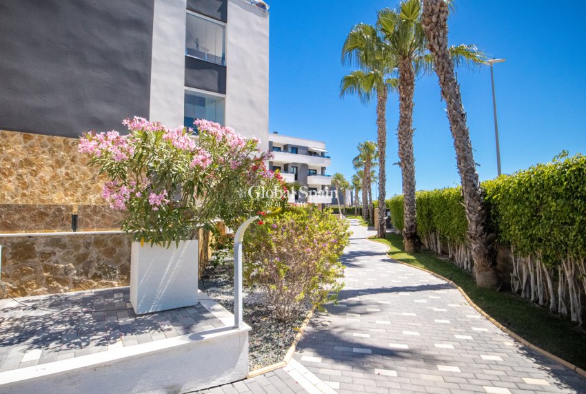 Venta - ÁTICO -
LOS BALCONES - LOS ALTOS - AMANECER