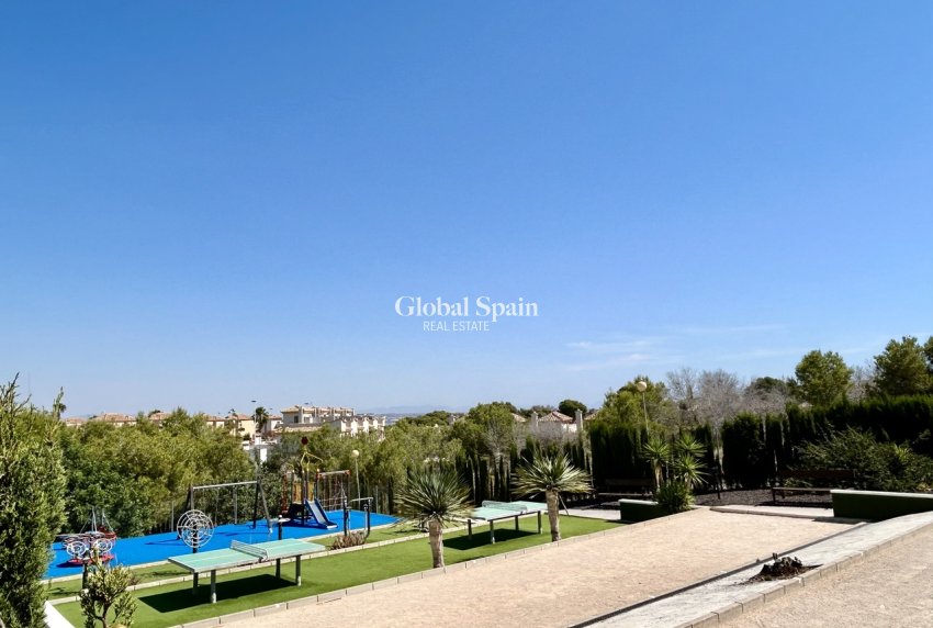 Venta - ÁTICO -
LOS BALCONES - LOS ALTOS - Costa Blanca