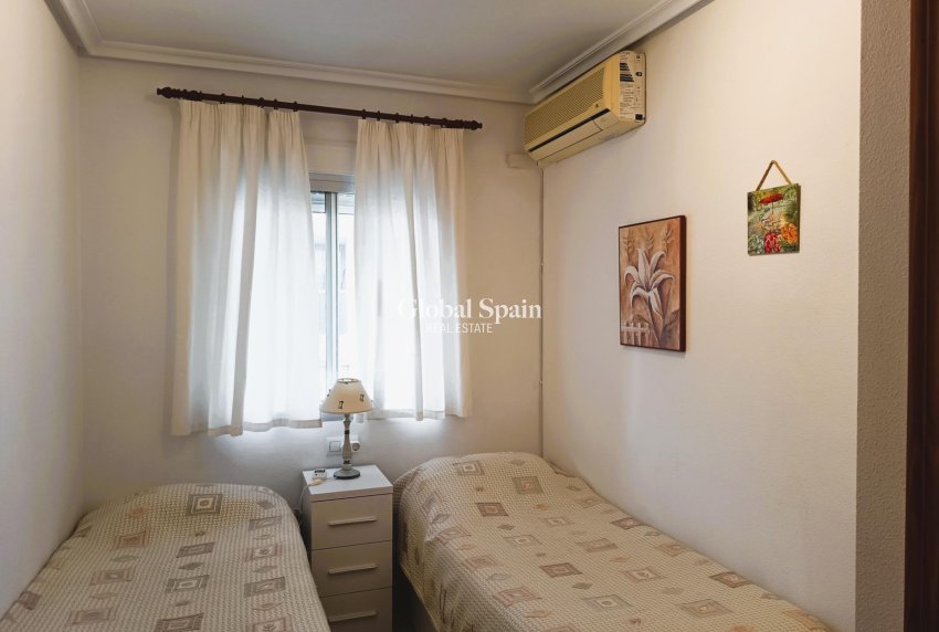 Venta - ÁTICO -
ORIHUELA COSTA - Costa Blanca