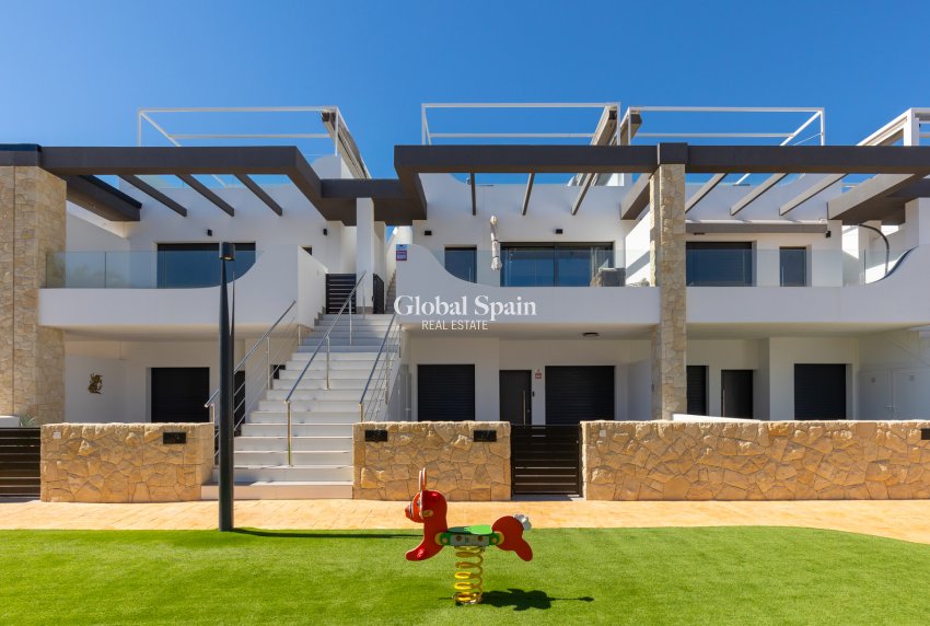 Venta - ÁTICO -
ORIHUELA COSTA - Costa Blanca