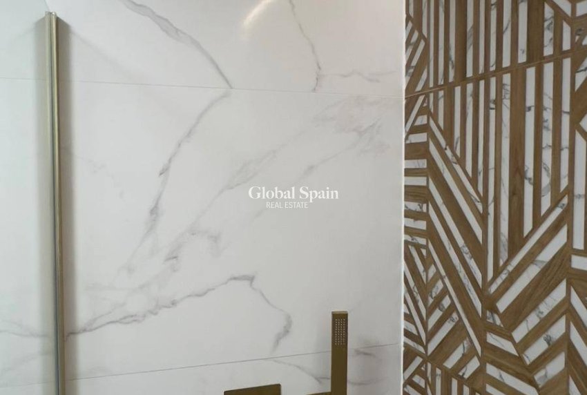 Venta - ÁTICO -
ORIHUELA COSTA - La Zenia