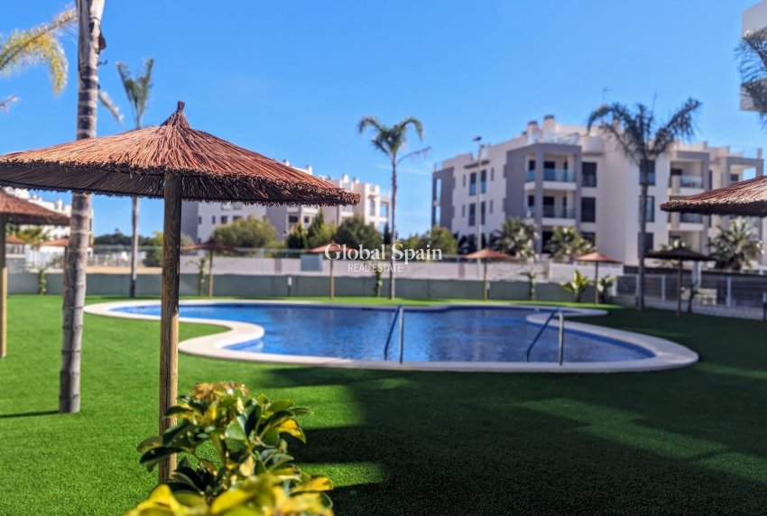 Venta - ÁTICO -
ORIHUELA COSTA - Las Filipinas