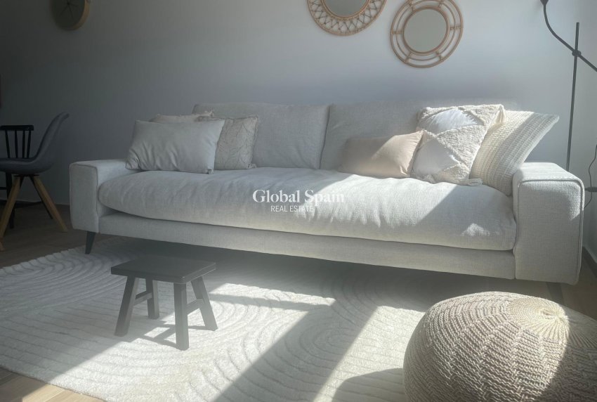 Venta - ÁTICO -
ORIHUELA COSTA - Las Filipinas